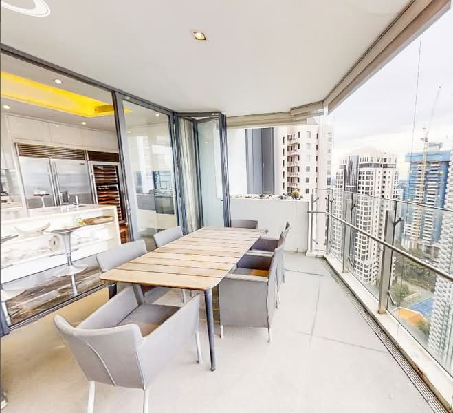 Breathtaking panoramic views /Freehold/ 4-Bed Condo, , 4 Bedrooms, 4,478 sqft, Condominium For Sale, by Homer Lau, 500173526 - Balcony - PropertyGuru.com.sg