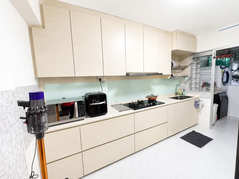 365C Sembawang Crescent, 365C Sembawang Crescent, Room Rental, 150 sqft, HDB Flat For Rent, by Kayden Siow, 500173539 - Kitchen - PropertyGuru.com.sg