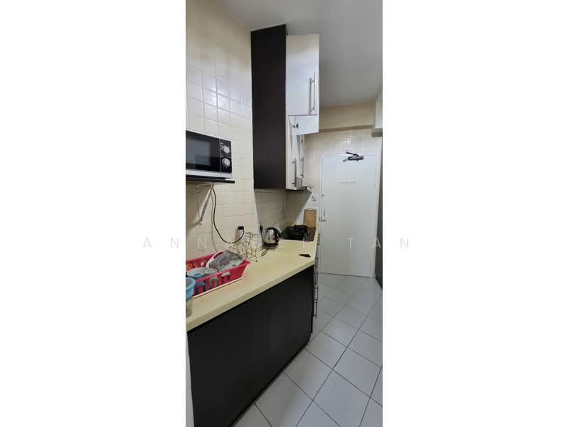 Bayshore Park, 62 Bayshore Road, 2 Bedrooms, 936 sqft, Condominium For Rent, by ANNABEL TAN, 500173550 - Kitchen - PropertyGuru.com.sg