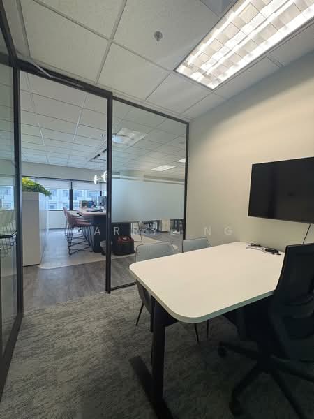 Raffles City Tower, 250 North Bridge Road, 700 sqft, Office For Rent, by Darryl Ng, 500173552 - Interior - CommercialGuru.com.sg