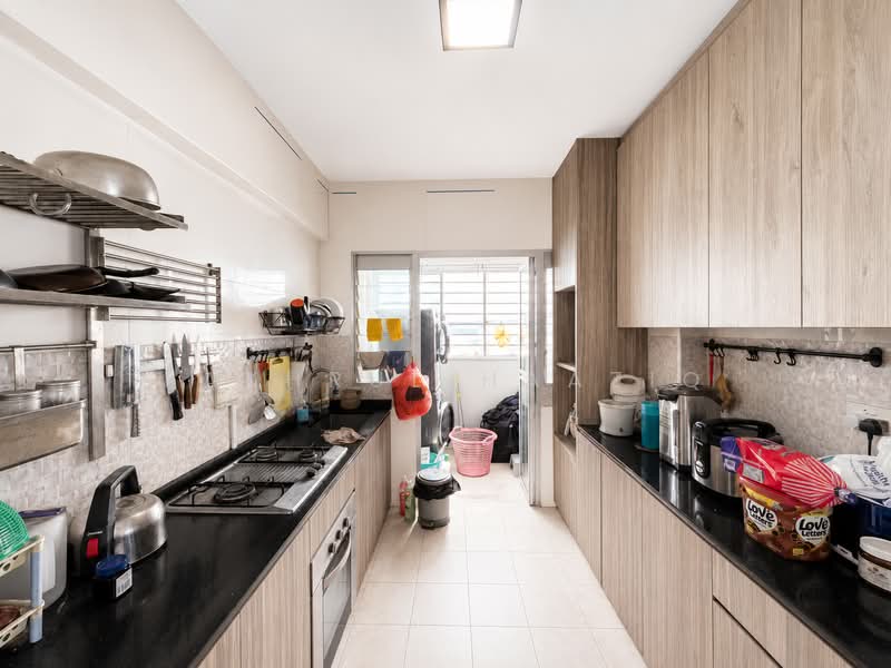 366B Sembawang Crescent, 366B Sembawang Crescent, 3 Bedrooms, 1,001 sqft, HDB Flat For Sale, by Fakhrul Haaziq, 500173557 - Kitchen - PropertyGuru.com.sg