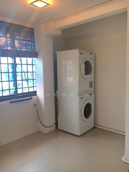 Parkway View, 39 Marine Parade Road, 4 Bedrooms, 1,775 sqft, Condominium For Rent, by Sunny R, 500173568 - PropertyGuru.com.sg