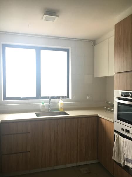 Parkway View, 39 Marine Parade Road, 4 Bedrooms, 1,775 sqft, Condominium For Rent, by Sunny R, 500173568 - Kitchen - PropertyGuru.com.sg