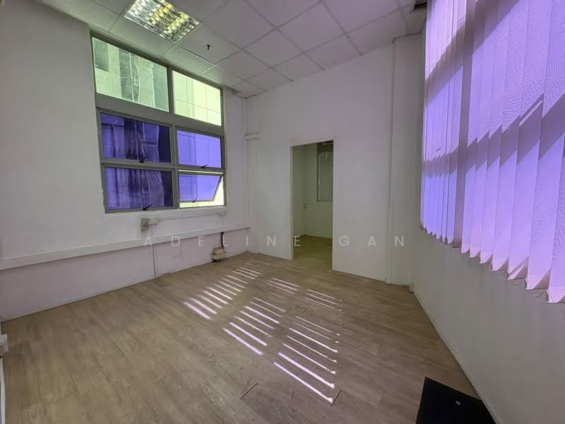 Advance Building, 19 Burn Road, 250 sqft, Light Industrial (B1) For Rent, by Adeline Gan, 500173575 - B UNIT 300SF - CommercialGuru.com.sg