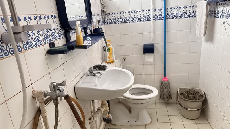 656 Jalan Tenaga, 656 Jalan Tenaga, Room Rental, 120 sqft, HDB Flat For Rent, by John Chen, 500173577 - PropertyGuru.com.sg
