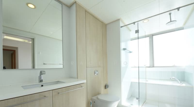 The Sail @ Marina Bay, 2 Marina Boulevard, 4 Bedrooms, 1,948 sqft, Condominium For Rent, by Grace Ho, 500173586 - Bathroom - PropertyGuru.com.sg
