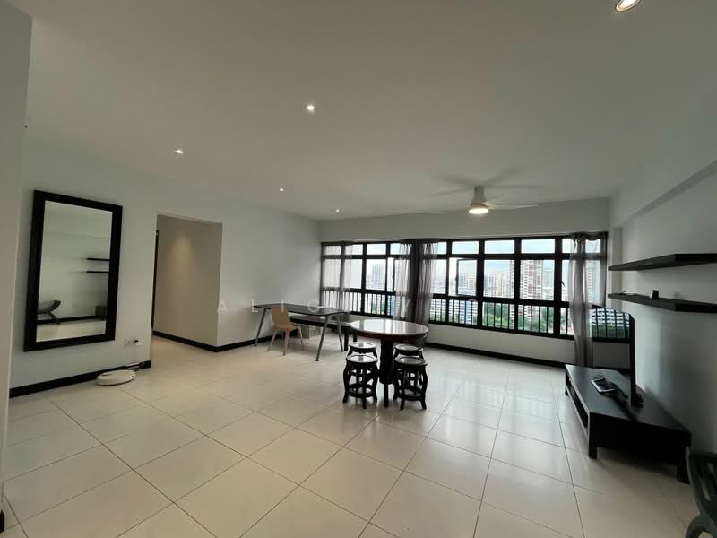 220B Bedok Central, 220B Bedok Central, 3 Bedrooms, 1,204 sqft, HDB Flat For Rent, by Alice Yap, 500173593 - Living Room - PropertyGuru.com.sg