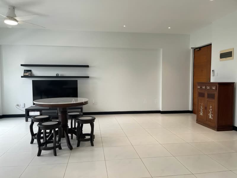 220B Bedok Central, 220B Bedok Central, 3 Bedrooms, 1,204 sqft, HDB Flat For Rent, by Alice Yap, 500173593 - Living Room - PropertyGuru.com.sg