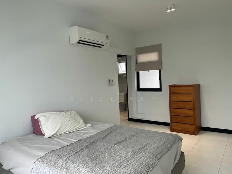 220B Bedok Central, 220B Bedok Central, 3 Bedrooms, 1,204 sqft, HDB Flat For Rent, by Alice Yap, 500173593 - Bedroom - PropertyGuru.com.sg
