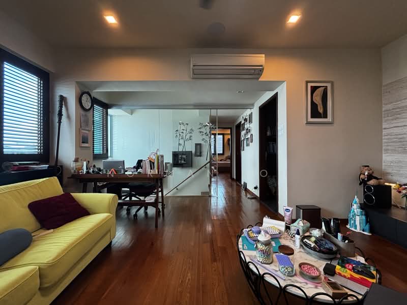 The Madeira, 50 Bukit Batok Street 31, 4 Bedrooms, 2,400 sqft, Condominium For Sale, by Norman Koh, 500173601 - Living Room - PropertyGuru.com.sg