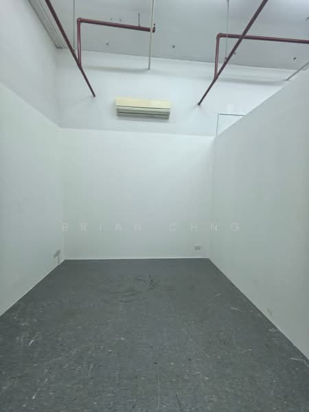 Unity Centre, 51 Bukit Batok Crescent, 1,561 sqft, Light Industrial (B1) For Sale, by Brian Chng, 500173607 - Interior - CommercialGuru.com.sg