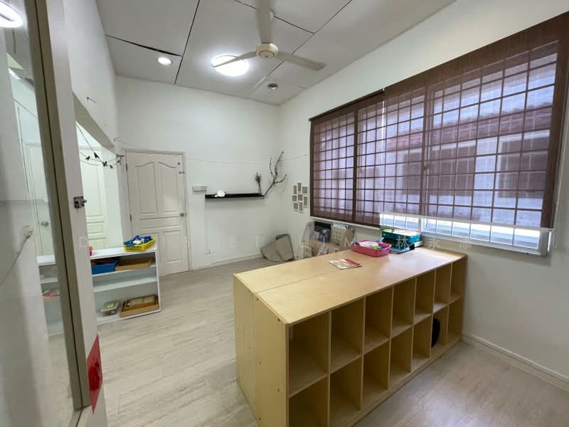 73 Lengkong Dua, lengkong dua, 5 Bedrooms, 4,385 sqft, Semi-Detached House For Sale, by Danis ET Lim 林永添, 500173609 - Interior - PropertyGuru.com.sg