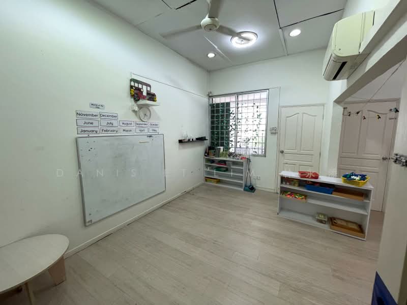 73 Lengkong Dua, lengkong dua, 5 Bedrooms, 4,385 sqft, Semi-Detached House For Sale, by Danis ET Lim 林永添, 500173609 - Interior - PropertyGuru.com.sg