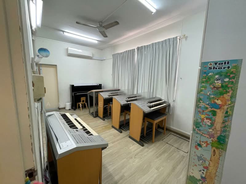 73 Lengkong Dua, lengkong dua, 5 Bedrooms, 4,385 sqft, Semi-Detached House For Sale, by Danis ET Lim 林永添, 500173609 - Interior - PropertyGuru.com.sg