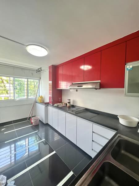 502 Ang Mo Kio Avenue 5, 502 Ang Mo Kio Avenue 5, 2 Bedrooms, 731 sqft, HDB Flat For Sale, by Patrick Chiok, 500173610 - Kitchen - PropertyGuru.com.sg