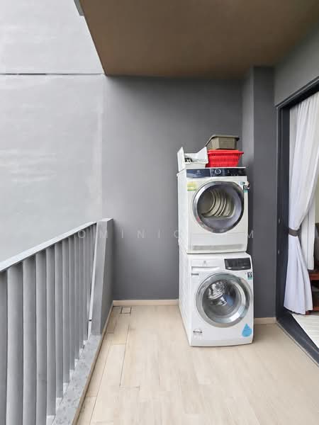 The Garden Residences, 9 Serangoon North View, 3 Bedrooms, 797 sqft, Condominium For Sale, by Dominic Lim, 500173611 - Balcony - PropertyGuru.com.sg