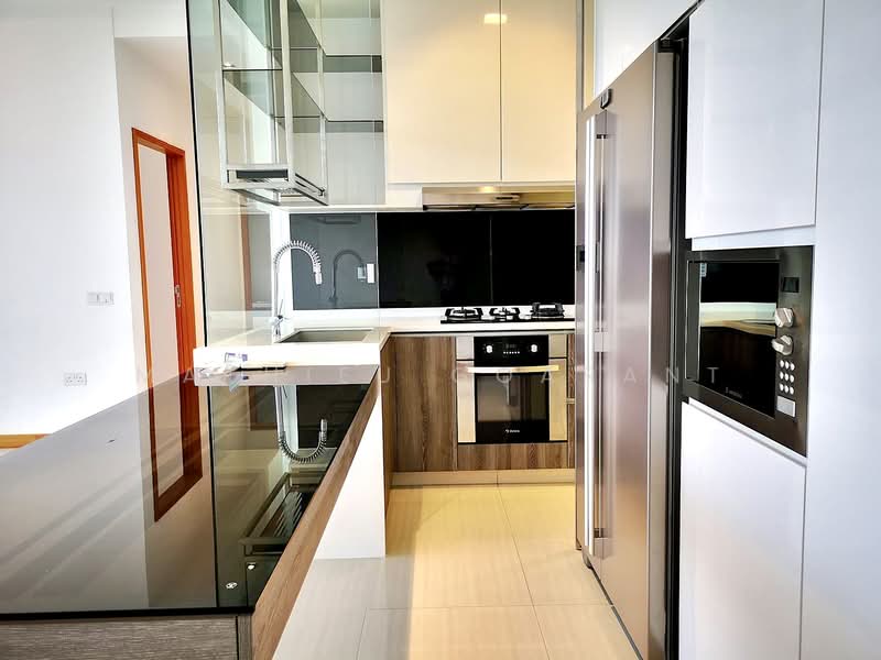 Woodhaven, 71 Woodgrove Avenue, 3 Bedrooms, 1,119 sqft, Condominium For Sale, by Mathieu GOARANT, 500173614 - Kitchen - PropertyGuru.com.sg