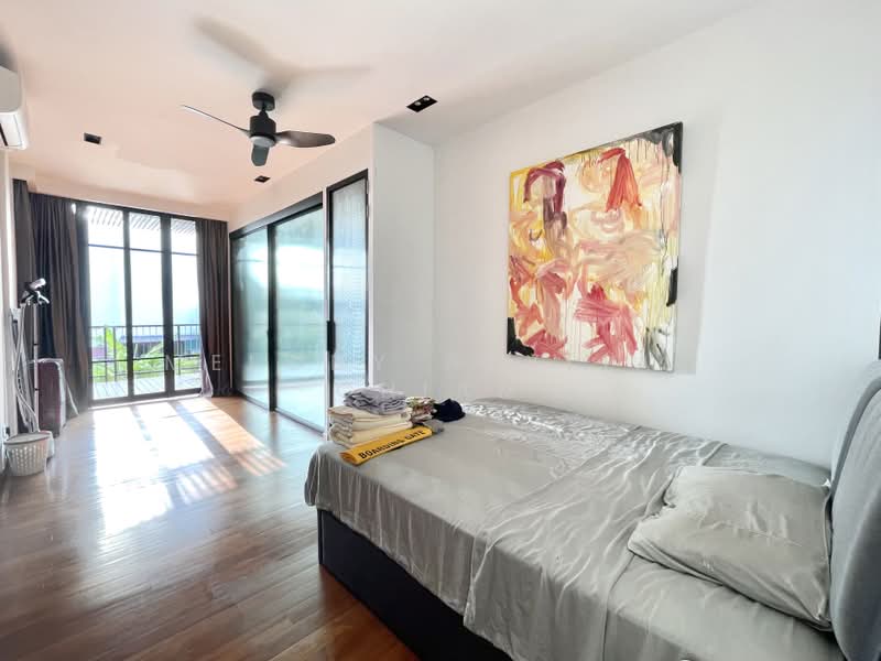 Braddell Heights Estate, Matlock Rise, 7 Bedrooms, 4,500 sqft, Semi-Detached House For Rent, by Melody Azyliae Chiam, 500173616 - Bedroom - PropertyGuru.com.sg
