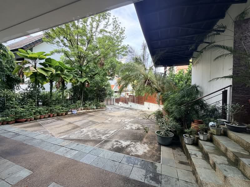 Pinewood I Woodgrove I Oakwood I Cedarwood | Beechwood, Pinewood Grove, 6 Bedrooms, 7,000 sqft, Detached House For Sale, by Andy Tan, 500173617 - Exterior - PropertyGuru.com.sg