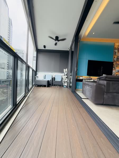 Artra, 10 Alexandra View, 3 Bedrooms, 1,227 sqft, Condominium For Sale, by Victor Ho, 500173618 - Balcony - PropertyGuru.com.sg