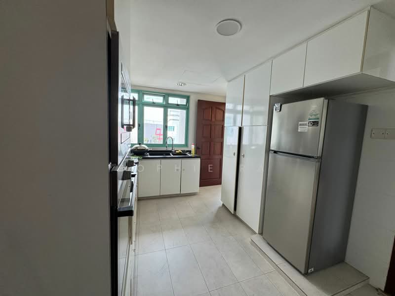 Ballota Park Condo, 162 Mariam Way, 3 Bedrooms, 1,431 sqft, Condominium For Rent, by Sophie RA, 500173630 - Kitchen - PropertyGuru.com.sg