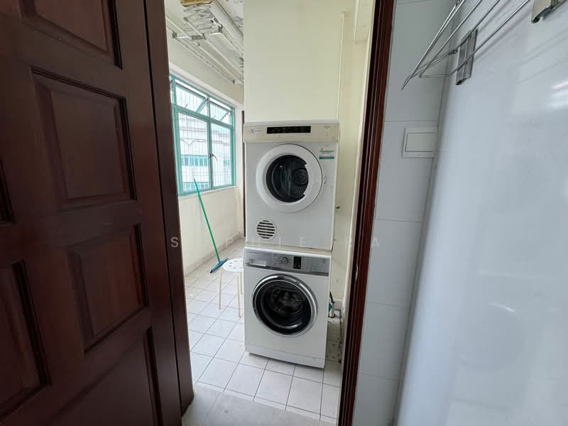 Ballota Park Condo, 162 Mariam Way, 3 Bedrooms, 1,431 sqft, Condominium For Rent, by Sophie RA, 500173630 - Balcony - PropertyGuru.com.sg
