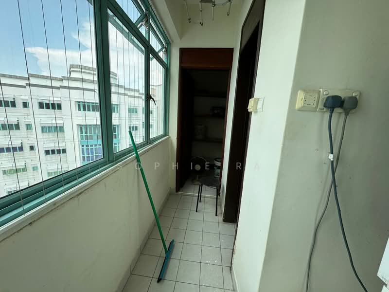 Ballota Park Condo, 162 Mariam Way, 3 Bedrooms, 1,431 sqft, Condominium For Rent, by Sophie RA, 500173630 - Balcony - PropertyGuru.com.sg