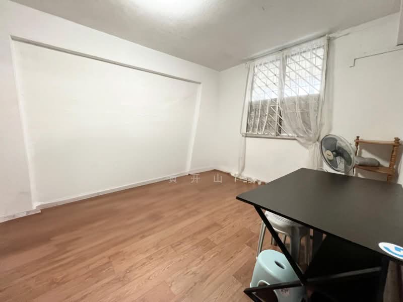94 Lorong 4 Toa Payoh, 94 Lorong 4 Toa Payoh, 2 Bedrooms, 645 sqft, HDB Flat For Rent, by Wong Kai Sun  黄开山, 500173631 - Interior - PropertyGuru.com.sg