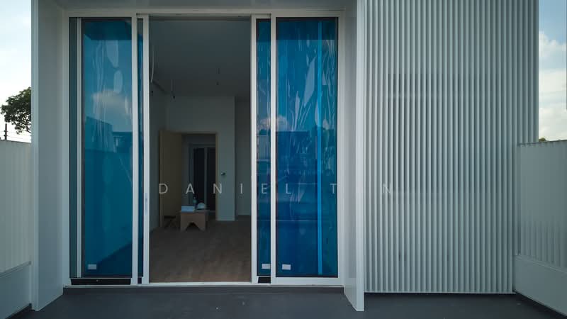 Brand-New Inter | Within 1KM to St. Nicholas Girls' | Near Mayflower MRT, Seraya Crescent, Nemesu Avenue, Casuarina Walk, Casuarina Road, 6 Bedrooms, 3,649 sqft, Terraced House For Sale, by Daniel Tan, 500173646 - Exterior - PropertyGuru.com.sg