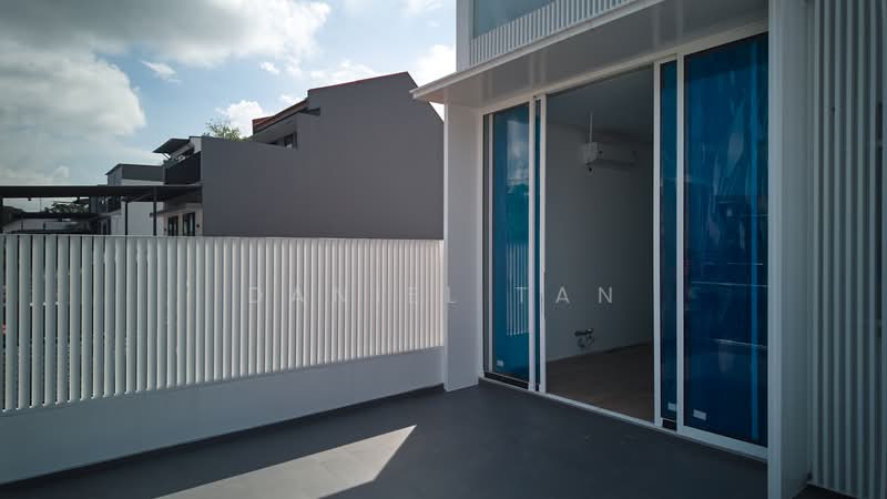 Brand-New Inter | Within 1KM to St. Nicholas Girls' | Near Mayflower MRT, Seraya Crescent, Nemesu Avenue, Casuarina Walk, Casuarina Road, 6 Bedrooms, 3,649 sqft, Terraced House For Sale, by Daniel Tan, 500173646 - Exterior - PropertyGuru.com.sg