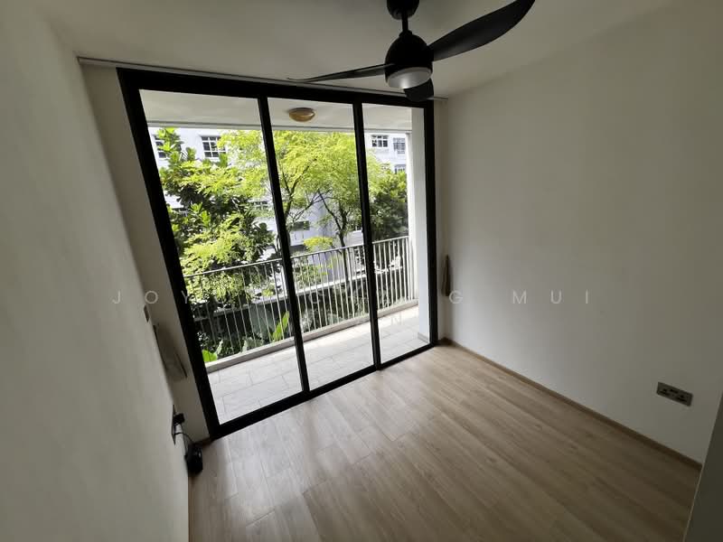 The Wisteria, 590 Yishun Ring Road, 3 Bedrooms, 958 sqft, Condominium For Rent, by Joyce Chang Mui Lian, 500173650 - Master bedroom - PropertyGuru.com.sg