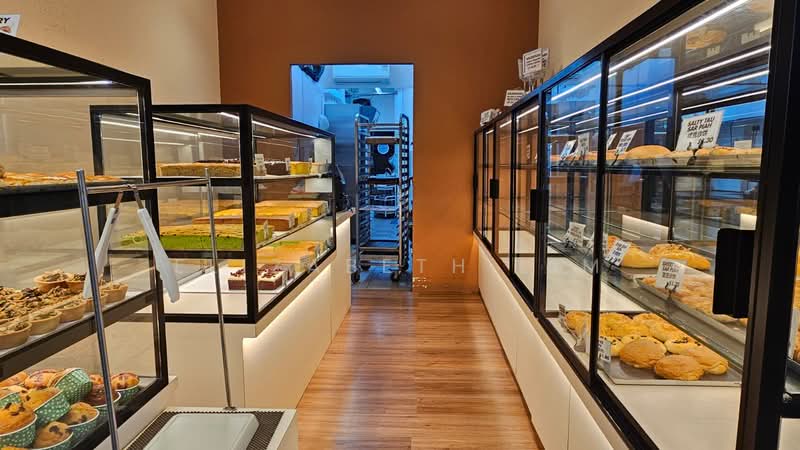 F&B⭐Cafes⭐Desserts⭐High Footfall⭐Wide Frontage⭐Visibility⭐Residential Area⭐Mins to Lavender MRT, , 450 sqft, Food & Beverage For Rent, by Elizabeth Lim, 500173651 - Interior - CommercialGuru.com.sg
