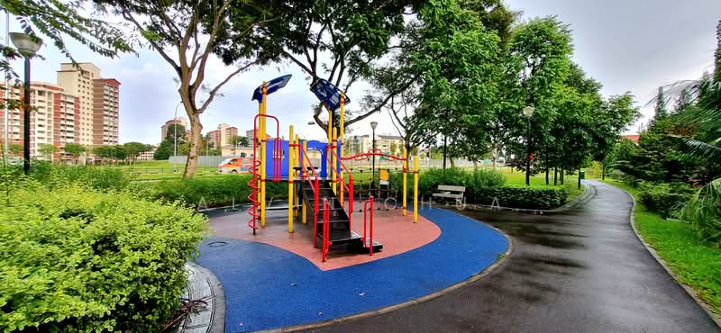 Lorong 1 Realty Park, Lorong 1 Realty Park, 3 Bedrooms, 1,227 sqft, Walk-up Apartment For Rent, by Alvin Chua, 500173654 - Exterior - PropertyGuru.com.sg