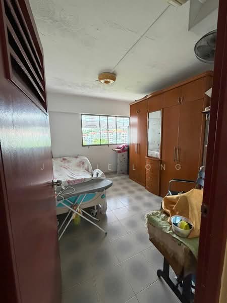 104 Bukit Purmei Road, 104 Bukit Purmei Road, 3 Bedrooms, 1,130 sqft, HDB Flat For Sale, by Jimmie Long, 500173662 - Bedroom - PropertyGuru.com.sg