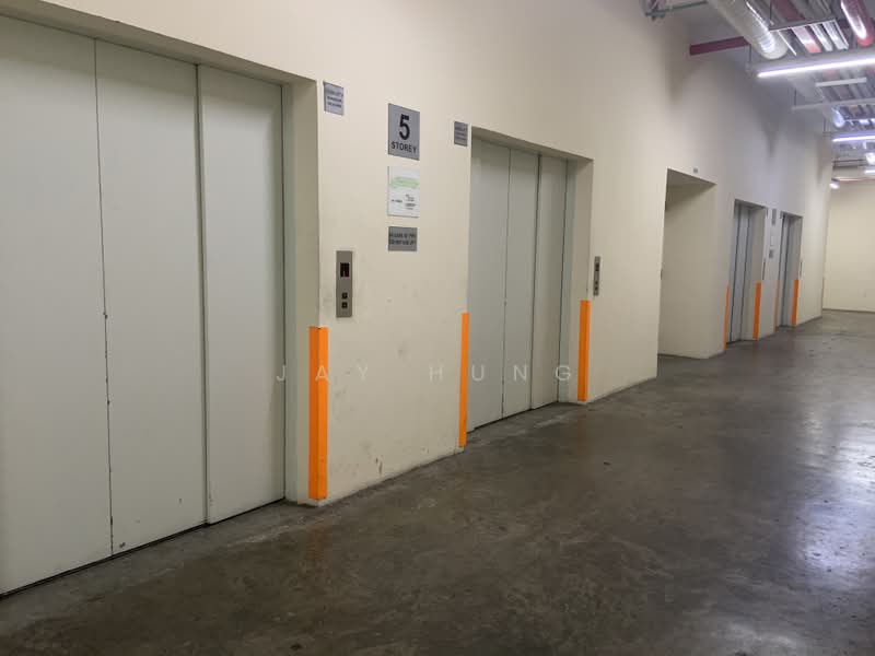 Midview Building, 50 Bukit Batok Street 23, 1,200 sqft, Light Industrial (B1) For Sale, by Jay Hung, 500173668 - Corridor - CommercialGuru.com.sg