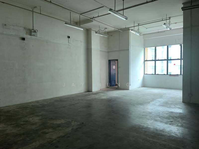 Midview Building, 50 Bukit Batok Street 23, 1,200 sqft, Light Industrial (B1) For Sale, by Jay Hung, 500173668 - Interior - CommercialGuru.com.sg