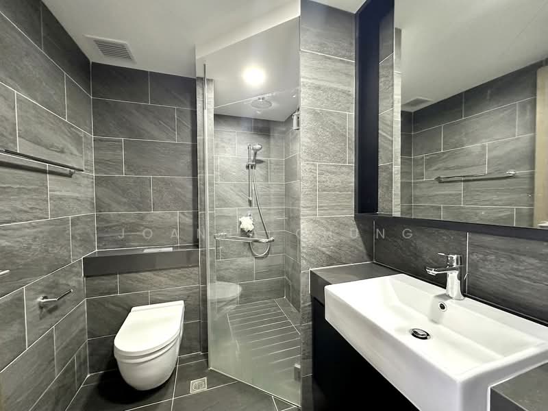 Affinity At Serangoon, , 1 Bedroom, 474 sqft, Condominium For Sale, by Joanna Chung, 500173669 - Bathroom - PropertyGuru.com.sg
