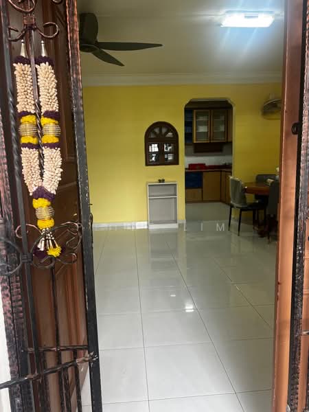 508 Serangoon North Avenue 4, 508 Serangoon North Avenue 4, 3 Bedrooms, 1,100 sqft, HDB Flat For Rent, by Peter Lim, 500173670 - Living Room - PropertyGuru.com.sg