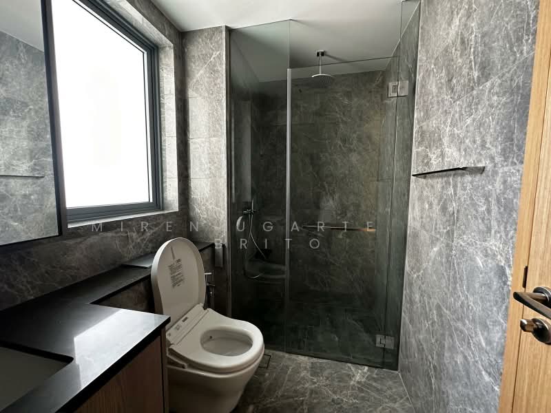 One Holland Village Residences, 5 Holland Village Way, 2 Bedrooms, 829 sqft, Condominium For Rent, by Miren Ugarte de Brito, 500173671 - Bathroom - PropertyGuru.com.sg