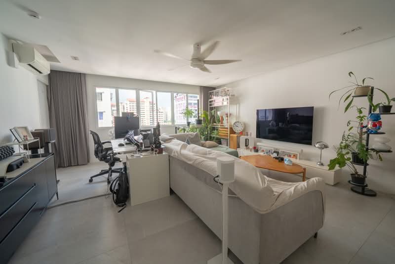 254 Bishan Street 22, 254 Bishan Street 22, 3 Bedrooms, 1,249 sqft, HDB Flat For Sale, by Gerald Ng, 500173673 - Living Room - PropertyGuru.com.sg
