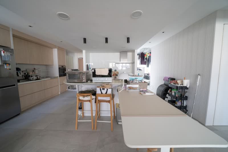 254 Bishan Street 22, 254 Bishan Street 22, 3 Bedrooms, 1,249 sqft, HDB Flat For Sale, by Gerald Ng, 500173673 - Kitchen - PropertyGuru.com.sg