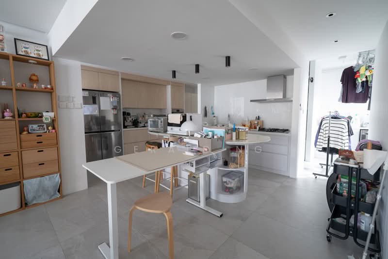 254 Bishan Street 22, 254 Bishan Street 22, 3 Bedrooms, 1,249 sqft, HDB Flat For Sale, by Gerald Ng, 500173673 - Kitchen - PropertyGuru.com.sg