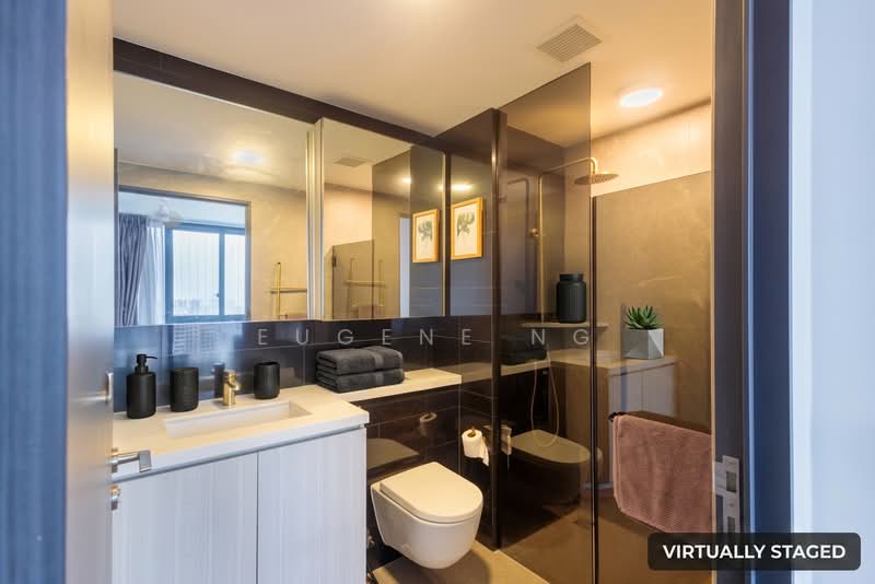 Gem Residences, , 2 Bedrooms, 678 sqft, Condominium For Sale, by Eugene Ng, 500173682 - Bathroom - PropertyGuru.com.sg