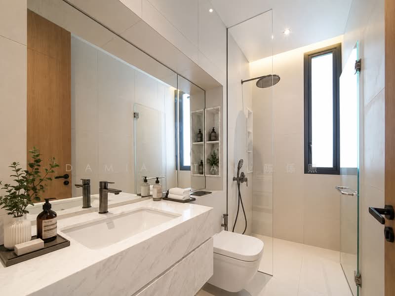 ⭐️JUST TOP BRAND NEW 2.5-STY DETACHED | 1KM OF HENRY PARK PRIMARY SCHOOL | NEAR DOVER MRT & MARKET⭐️, Jalan Kebaya Holland Grove Mount Sinai Moonbeam Henry Park Jelita Istimewa Tenang Tan Boon Chong Pelangi Harum Sampurna Greenleaf Ming Teck Sixth Avenue Namly Lim Tai See Ampang Lotus Lasia Lemon Lily Redwood Maple Fir Cypress Cherry Oak Coronation, 7 Bedrooms, 10,300 sqft, Detached House For Sale, by Damian Tan 陈係赈, 500173689 - Bathroom - PropertyGuru.com.sg
