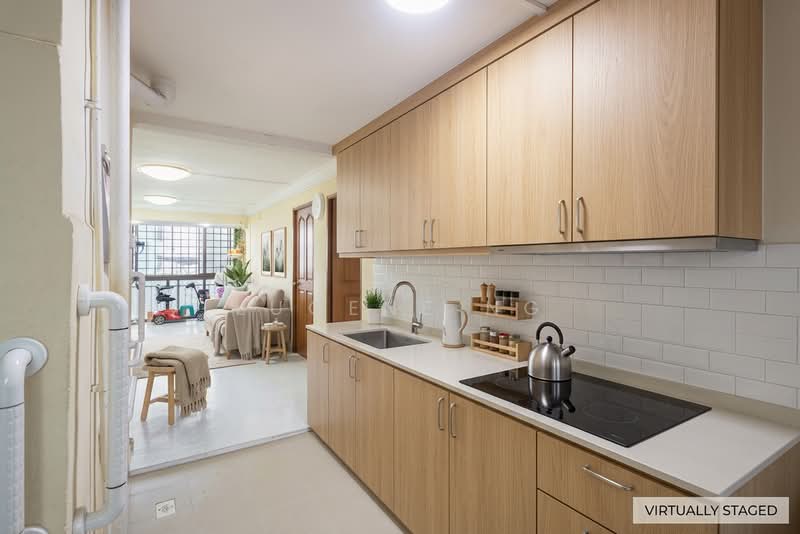 51 Lorong 6 Toa Payoh, 51 Lorong 6 Toa Payoh, 2 Bedrooms, 786 sqft, HDB Flat For Sale, by Eugene Ng, 500173710 - Kitchen - PropertyGuru.com.sg