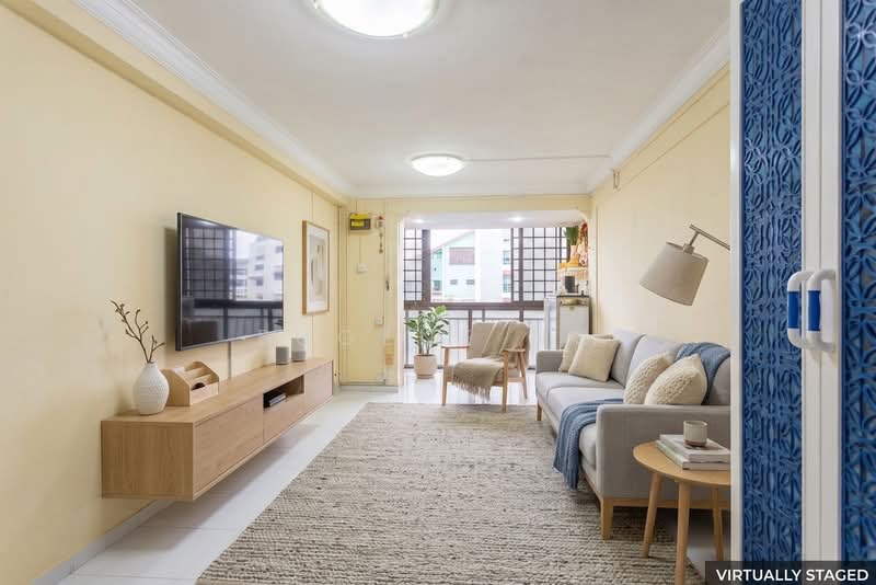 51 Lorong 6 Toa Payoh, 51 Lorong 6 Toa Payoh, 2 Bedrooms, 786 sqft, HDB Flat For Sale, by Eugene Ng, 500173710 - Living Room - PropertyGuru.com.sg