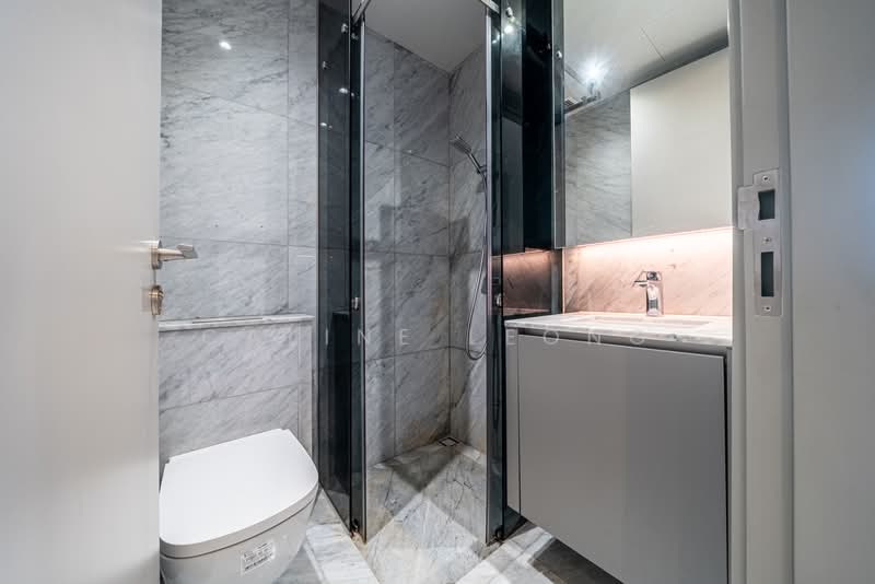 One Meyer, 1 Meyer Place, 2 Bedrooms, 614 sqft, Condominium For Sale, by Caline Leong, 500173713 - Bathroom - PropertyGuru.com.sg