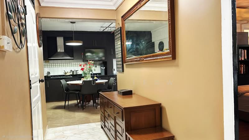 181 Pasir Ris Street 11, 181 Pasir Ris Street 11, 3 Bedrooms, 1,108 sqft, HDB Flat For Sale, by Louis Leow, 500173718 - Kitchen - PropertyGuru.com.sg
