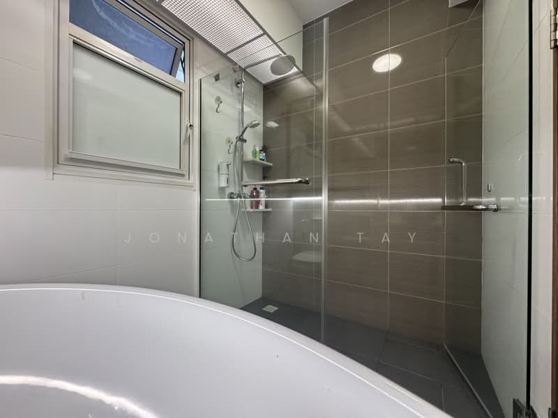 622A Tampines Avenue 12, 622A Tampines Avenue 12, 3 Bedrooms, 1,216 sqft, HDB Flat For Sale, by Jonathan Tay, 500173724 - Bathroom - PropertyGuru.com.sg