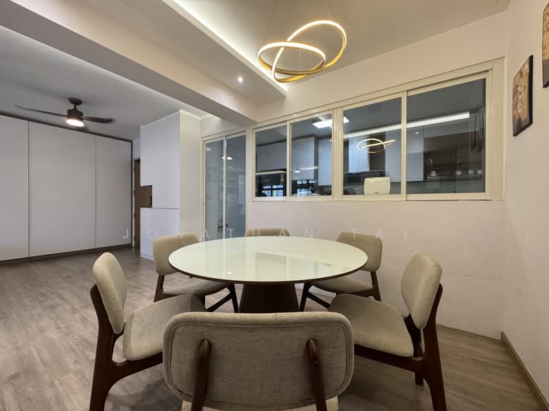 622A Tampines Avenue 12, 622A Tampines Avenue 12, 3 Bedrooms, 1,216 sqft, HDB Flat For Sale, by Jonathan Tay, 500173724 - Dining Room - PropertyGuru.com.sg